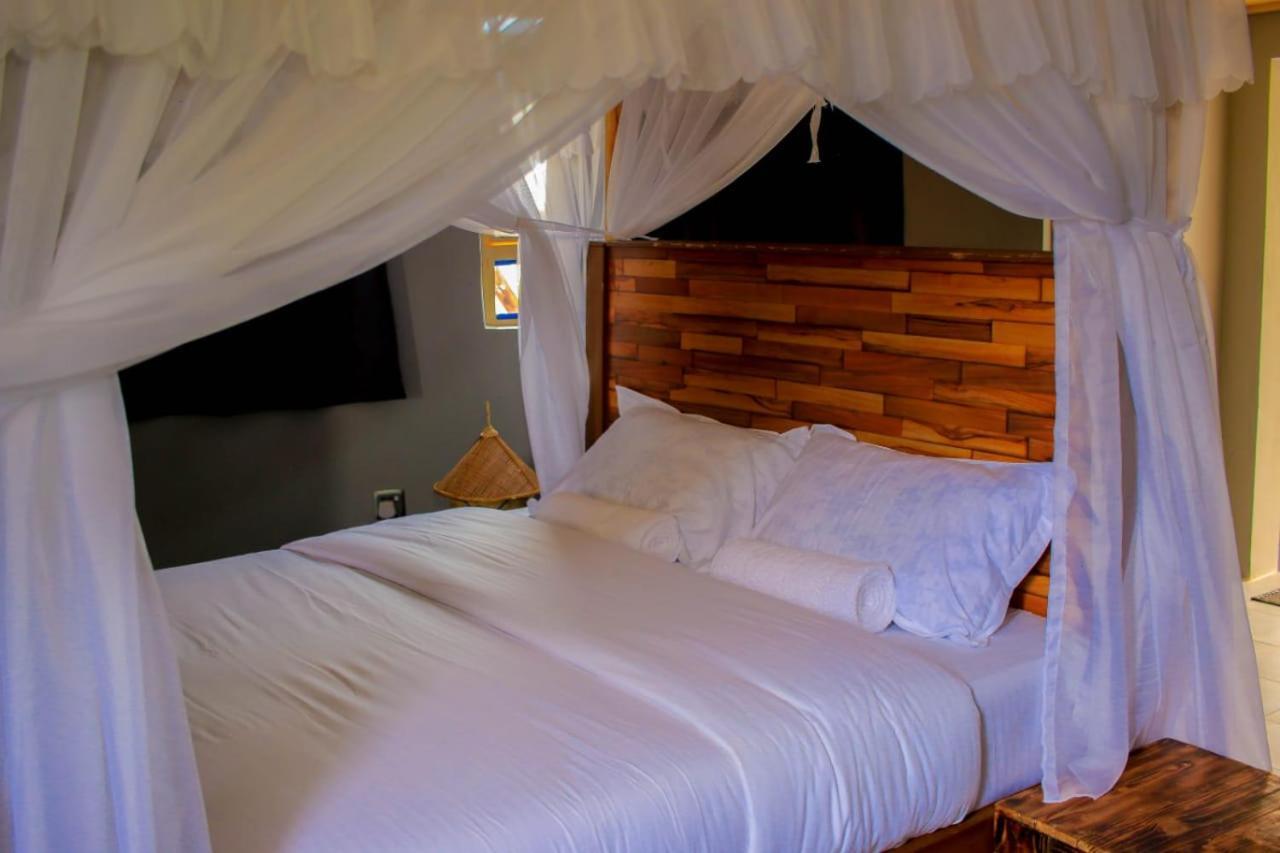 Amanya 3-Bedroom Hut Amboseli-Nationalpark Exterior foto